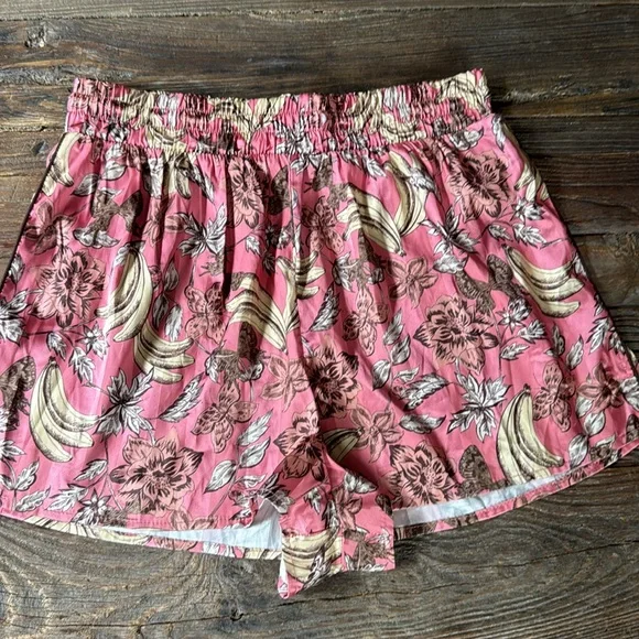 Free People Pillow Talk floral banana print poly short set pajamas EUC size M - Picture 7 of 9